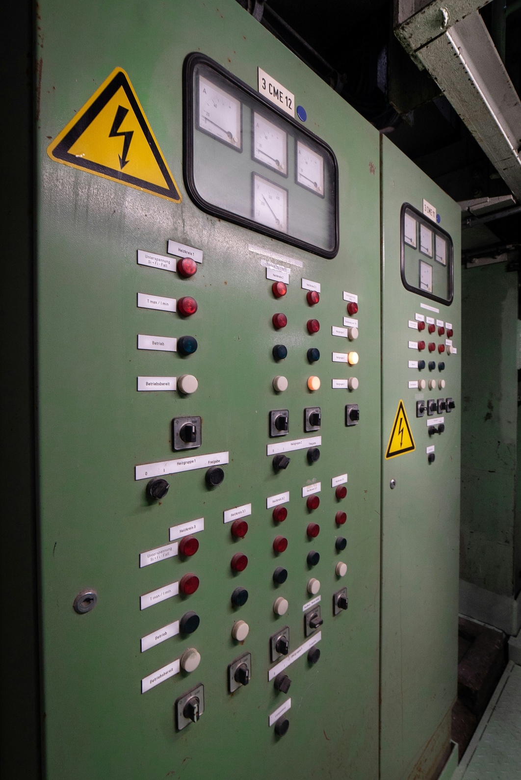 Universal 3 Phase Star-Delta 2 Load Interchange Automatic Panel Board